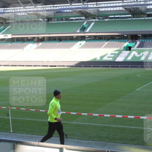 06.10.2024 - 19. swb-Marathon Bremen Yannick Fuchs http://msf.ph/oto/7353294 06.10.2024 10:35:46 Laufen im Stadion 7018, 7020, 7034, 7035, 7042, 7138, 7155, 7162, 7182, 7226, 7251, 7258, 7266, 7295, 7321, 7341, 7353, 7391, 7393, 7428, 7460, 7462, 7468, 7478, 7479, 7490, 7514, 7515, 7644, 7686, 7690, 7694, 7699, 7829, 7830, 7863, 7878, 7899, 7900, 7902, 7904, 7923, 7932, 7937, 7955, 7967, 7977, 8073, 8074, 8088, 8121, 8131, 8144, 8183, 8191, 8225, 8265, 8273, 8421, 8425, 8562, 8582, 8595, 8638, 8668, 8675, 8818, 8837, 8952, 8957, 9029, 9666 meine-sportfotos.de