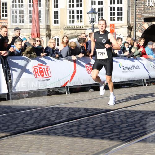 06.10.2024 - 19. swb-Marathon Bremen Strokosch-Dieckow http://msf.ph/oto/7358188 06.10.2024 10:27:05 Ziel 8395 meine-sportfotos.de