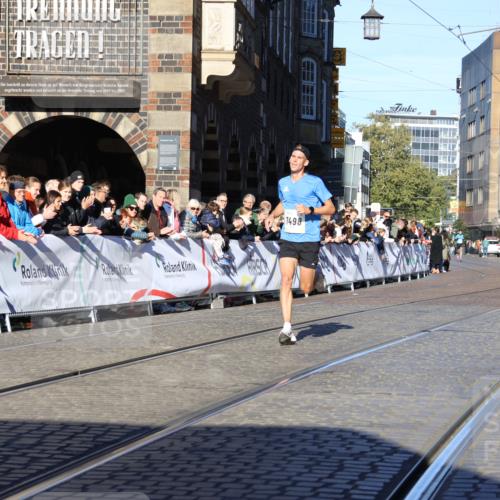 06.10.2024 - 19. swb-Marathon Bremen Strokosch-Dieckow http://msf.ph/oto/7358498 06.10.2024 10:29:13 Ziel 7498, 8559 meine-sportfotos.de