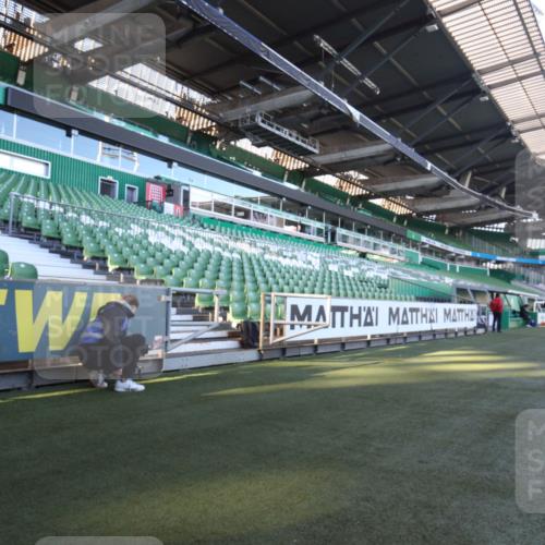06.10.2024 - 19. swb-Marathon Bremen Yannick Fuchs http://msf.ph/oto/7358651 06.10.2024 10:13:10 Laufen im Stadion  meine-sportfotos.de
