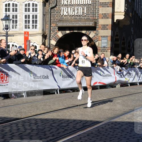06.10.2024 - 19. swb-Marathon Bremen Strokosch-Dieckow http://msf.ph/oto/7358715 06.10.2024 10:29:40 Ziel 44, 51 meine-sportfotos.de