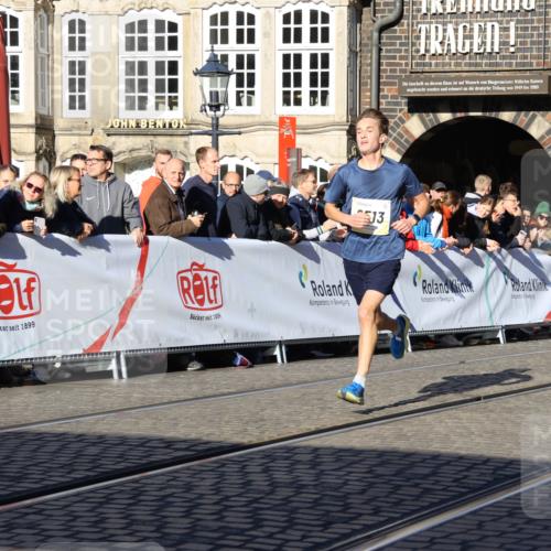 06.10.2024 - 19. swb-Marathon Bremen Strokosch-Dieckow http://msf.ph/oto/7359614 06.10.2024 10:32:04 Ziel 8300, 8371, 8513, 9063 meine-sportfotos.de