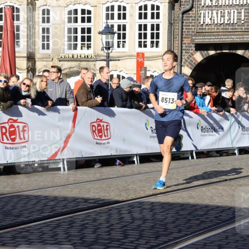 06.10.2024 - 19. swb-Marathon Bremen Strokosch-Dieckow http://msf.ph/oto/7359625 06.10.2024 10:32:04 Ziel 8300, 8371, 8513, 9063 meine-sportfotos.de