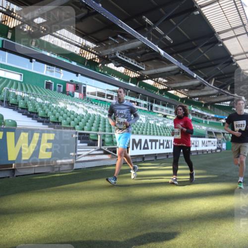 06.10.2024 - 19. swb-Marathon Bremen Yannick Fuchs http://msf.ph/oto/7360877 06.10.2024 10:27:23 Laufen im Stadion 7008, 7052, 7184, 7452, 7560, 7638, 7647, 7673, 7717, 7833, 7876, 7887, 8150, 8238, 8239, 8316, 8351, 8460, 8561, 8567, 8568, 8580, 8585, 8610, 8635, 8645, 8658, 8701, 8732, 8754, 8764, 8774, 8777, 8801, 8817, 8856, 8901, 8904, 8980, 9016, 9027, 9085, 9110 meine-sportfotos.de