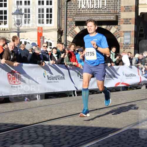 06.10.2024 - 19. swb-Marathon Bremen Strokosch-Dieckow http://msf.ph/oto/7361373 06.10.2024 10:33:53 Ziel 8139, 8423, 8543, 8735, 8750, 8938 meine-sportfotos.de