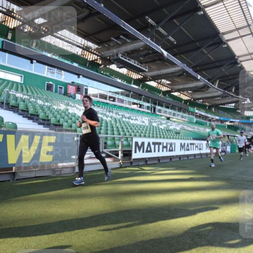 06.10.2024 - 19. swb-Marathon Bremen Yannick Fuchs http://msf.ph/oto/7361396 06.10.2024 10:28:28 Laufen im Stadion 7025, 7041, 7086, 7094, 7095, 7195, 7216, 7217, 7218, 7402, 7464, 7501, 7511, 7521, 7526, 7538, 7541, 7568, 7569, 7697, 7827, 7897, 7940, 7965, 8067, 8173, 8251, 8261, 8323, 8334, 8374, 8403, 8405, 8411, 8456, 8488, 8498, 8526, 8551, 8566, 8569, 8711, 8833, 8877, 8891, 8966, 8968, 8990, 8991, 9040, 9060 meine-sportfotos.de