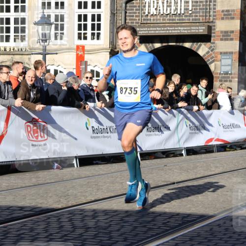 06.10.2024 - 19. swb-Marathon Bremen Strokosch-Dieckow http://msf.ph/oto/7361414 06.10.2024 10:33:53 Ziel 8139, 8423, 8543, 8735, 8750, 8938 meine-sportfotos.de
