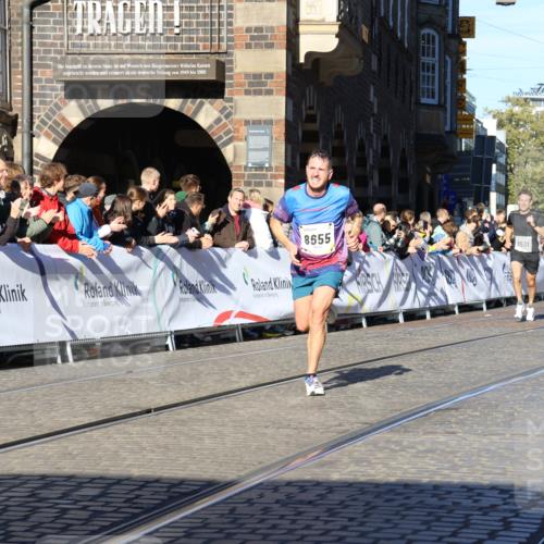 06.10.2024 - 19. swb-Marathon Bremen Strokosch-Dieckow http://msf.ph/oto/7361810 06.10.2024 10:34:35 Ziel 8442, 8531, 8655, 8681 meine-sportfotos.de