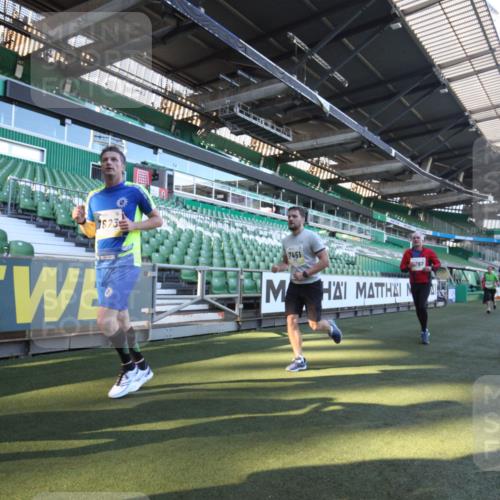 06.10.2024 - 19. swb-Marathon Bremen Yannick Fuchs http://msf.ph/oto/7362108 06.10.2024 10:29:51 Laufen im Stadion 7060, 7061, 7066, 7117, 7146, 7176, 7193, 7194, 7334, 7340, 7361, 7372, 7384, 7412, 7451, 7542, 7620, 7629, 7630, 7696, 7706, 7714, 7752, 7768, 7784, 7800, 7823, 7870, 7931, 7989, 7992, 8001, 8092, 8098, 8109, 8215, 8219, 8330, 8362, 8424, 8458, 8465, 8524, 8570, 8575, 8609, 8629, 8639, 8763, 8767, 8768, 8803, 8834, 8854, 8869, 8925, 8951, 8953, 8954, 9001, 9066 meine-sportfotos.de