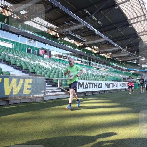 06.10.2024 - 19. swb-Marathon Bremen Yannick Fuchs http://msf.ph/oto/7362166 06.10.2024 10:30:03 Laufen im Stadion 7060, 7061, 7066, 7146, 7176, 7193, 7194, 7340, 7361, 7372, 7384, 7412, 7451, 7542, 7585, 7620, 7629, 7630, 7696, 7706, 7752, 7768, 7784, 7823, 7870, 7931, 7962, 7989, 8001, 8041, 8109, 8186, 8215, 8219, 8223, 8290, 8328, 8332, 8333, 8362, 8424, 8428, 8440, 8465, 8477, 8524, 8552, 8570, 8629, 8639, 8748, 8763, 8767, 8768, 8783, 8794, 8803, 8834, 8854, 8869, 8897, 8925, 8933, 8954, 9023, 9065 meine-sportfotos.de