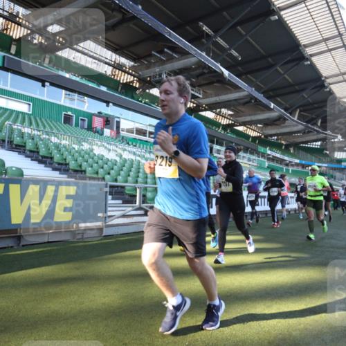 06.10.2024 - 19. swb-Marathon Bremen Yannick Fuchs http://msf.ph/oto/7362217 06.10.2024 10:30:10 Laufen im Stadion 7060, 7061, 7146, 7176, 7193, 7340, 7361, 7412, 7451, 7542, 7585, 7613, 7620, 7629, 7630, 7696, 7698, 7752, 7784, 7823, 7931, 7962, 7989, 8041, 8109, 8186, 8219, 8223, 8290, 8328, 8332, 8333, 8354, 8362, 8428, 8440, 8465, 8477, 8524, 8552, 8629, 8639, 8748, 8763, 8767, 8768, 8783, 8794, 8802, 8803, 8834, 8841, 8854, 8869, 8897, 8933, 8954, 9008, 9023, 9065, 9081 meine-sportfotos.de