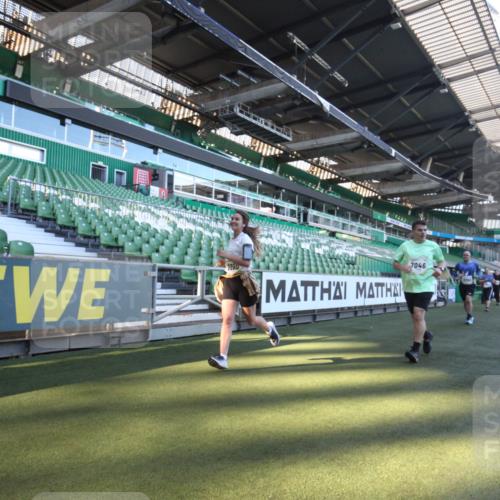 06.10.2024 - 19. swb-Marathon Bremen Yannick Fuchs http://msf.ph/oto/7362461 06.10.2024 10:30:49 Laufen im Stadion 7029, 7046, 7053, 7089, 7144, 7213, 7250, 7261, 7302, 7458, 7698, 7947, 8023, 8036, 8058, 8245, 8354, 8392, 8433, 8437, 8469, 8512, 8553, 8586, 8622, 8633, 8634, 8674, 8717, 8802, 8810, 8841, 8892, 8898, 8931, 8960, 8985, 9035, 9075, 9081, 9119 meine-sportfotos.de