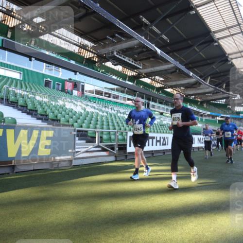 06.10.2024 - 19. swb-Marathon Bremen Yannick Fuchs http://msf.ph/oto/7362478 06.10.2024 10:30:52 Laufen im Stadion 7029, 7046, 7053, 7089, 7144, 7213, 7250, 7261, 7302, 7362, 7458, 7698, 7785, 7947, 8023, 8036, 8058, 8245, 8268, 8392, 8433, 8437, 8469, 8512, 8553, 8586, 8622, 8633, 8634, 8674, 8717, 8802, 8810, 8892, 8898, 8931, 8960, 8985, 9012, 9035, 9075, 9081, 9119 meine-sportfotos.de