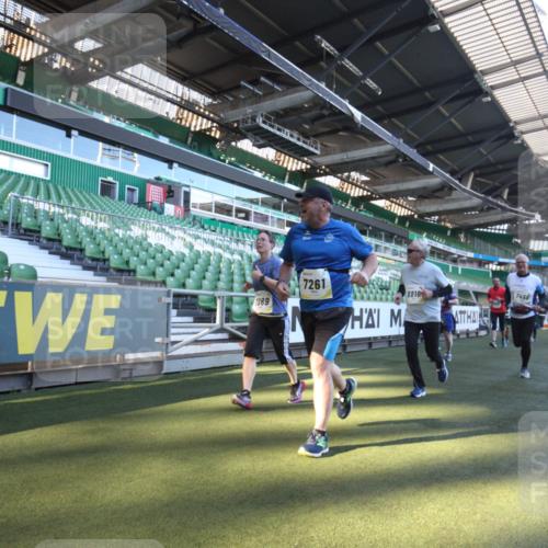 06.10.2024 - 19. swb-Marathon Bremen Yannick Fuchs http://msf.ph/oto/7362505 06.10.2024 10:30:54 Laufen im Stadion 7029, 7046, 7053, 7089, 7144, 7213, 7250, 7261, 7302, 7362, 7458, 7785, 7947, 8023, 8036, 8058, 8245, 8268, 8392, 8433, 8437, 8469, 8512, 8520, 8521, 8553, 8586, 8622, 8633, 8634, 8646, 8674, 8717, 8810, 8892, 8898, 8931, 8960, 8985, 9012, 9035, 9075, 9119 meine-sportfotos.de