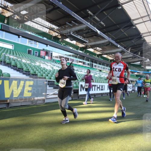 06.10.2024 - 19. swb-Marathon Bremen Yannick Fuchs http://msf.ph/oto/7362619 06.10.2024 10:31:16 Laufen im Stadion 7004, 7044, 7089, 7213, 7250, 7261, 7362, 7439, 7458, 7467, 7546, 7659, 7730, 7785, 7806, 7947, 7990, 8014, 8040, 8058, 8237, 8267, 8268, 8274, 8346, 8388, 8392, 8433, 8437, 8512, 8520, 8521, 8538, 8553, 8586, 8605, 8614, 8624, 8633, 8634, 8646, 8674, 8676, 8677, 8710, 8717, 8761, 8776, 8807, 8823, 8883, 8892, 8958, 8985, 8998, 9012, 9037, 9075, 9119, 9131 meine-sportfotos.de