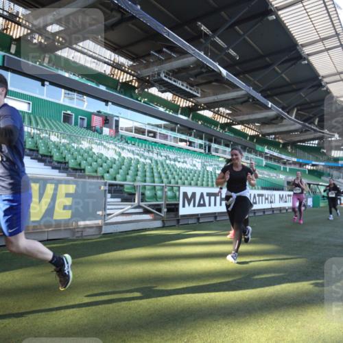 06.10.2024 - 19. swb-Marathon Bremen Yannick Fuchs http://msf.ph/oto/7362710 06.10.2024 10:31:30 Laufen im Stadion 7004, 7005, 7044, 7225, 7233, 7250, 7362, 7439, 7467, 7486, 7545, 7546, 7575, 7659, 7730, 7762, 7785, 7794, 7806, 7847, 7990, 8013, 8014, 8040, 8123, 8233, 8237, 8267, 8268, 8274, 8304, 8305, 8346, 8388, 8416, 8459, 8512, 8520, 8521, 8538, 8586, 8605, 8614, 8624, 8633, 8634, 8646, 8676, 8677, 8710, 8717, 8761, 8776, 8807, 8823, 8883, 8958, 8971, 8998, 9012, 9037, 9075, 9119, 9131 meine-sportfotos.de