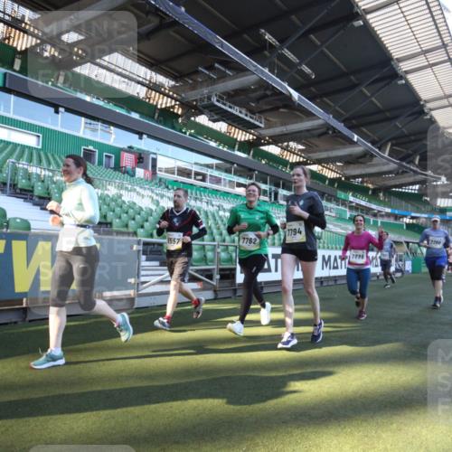 06.10.2024 - 19. swb-Marathon Bremen Yannick Fuchs http://msf.ph/oto/7362845 06.10.2024 10:31:53 Laufen im Stadion 7005, 7007, 7055, 7087, 7090, 7225, 7233, 7379, 7380, 7386, 7439, 7467, 7469, 7474, 7482, 7486, 7493, 7545, 7575, 7600, 7628, 7637, 7689, 7750, 7762, 7782, 7794, 7846, 7847, 7850, 7872, 7894, 7974, 8013, 8040, 8052, 8061, 8123, 8132, 8233, 8237, 8276, 8304, 8305, 8324, 8413, 8416, 8418, 8459, 8557, 8576, 8584, 8614, 8624, 8676, 8710, 8744, 8756, 8757, 8761, 8769, 8772, 8790, 8807, 8826, 8874, 8946, 8949, 8971 meine-sportfotos.de