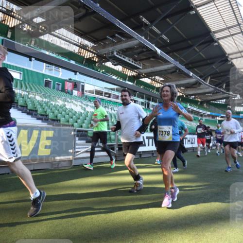 06.10.2024 - 19. swb-Marathon Bremen Yannick Fuchs http://msf.ph/oto/7362984 06.10.2024 10:32:07 Laufen im Stadion 7005, 7007, 7055, 7087, 7090, 7189, 7225, 7233, 7308, 7379, 7380, 7382, 7386, 7415, 7457, 7469, 7474, 7482, 7486, 7493, 7551, 7575, 7600, 7628, 7637, 7689, 7750, 7762, 7782, 7794, 7846, 7847, 7850, 7872, 7894, 7974, 8013, 8052, 8061, 8111, 8112, 8123, 8132, 8161, 8162, 8231, 8233, 8276, 8304, 8305, 8322, 8324, 8325, 8339, 8359, 8377, 8413, 8416, 8418, 8431, 8557, 8576, 8584, 8598, 8641, 8738, 8744, 8756, 8757, 8769, 8772, 8790, 8826, 8840, 8867, 8868, 8874, 8946, 8949, 8964 meine-sportfotos.de
