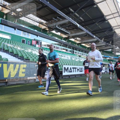 06.10.2024 - 19. swb-Marathon Bremen Yannick Fuchs http://msf.ph/oto/7363010 06.10.2024 10:32:09 Laufen im Stadion 7007, 7055, 7087, 7090, 7179, 7189, 7308, 7379, 7380, 7382, 7386, 7415, 7457, 7469, 7474, 7482, 7493, 7551, 7575, 7600, 7628, 7637, 7689, 7750, 7762, 7782, 7794, 7846, 7847, 7850, 7872, 7894, 7974, 8013, 8052, 8061, 8111, 8112, 8123, 8132, 8161, 8162, 8231, 8233, 8276, 8322, 8324, 8325, 8339, 8359, 8377, 8413, 8416, 8418, 8431, 8557, 8576, 8584, 8598, 8616, 8641, 8682, 8683, 8738, 8744, 8756, 8757, 8769, 8772, 8790, 8826, 8840, 8867, 8868, 8874, 8936, 8946, 8949, 8964 meine-sportfotos.de