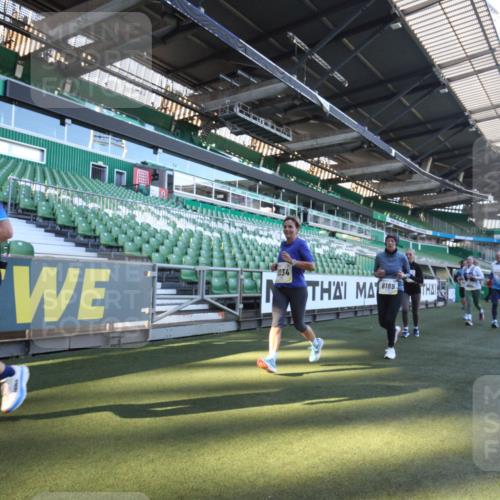 06.10.2024 - 19. swb-Marathon Bremen Yannick Fuchs http://msf.ph/oto/7363521 06.10.2024 10:33:16 Laufen im Stadion 7028, 7049, 7057, 7108, 7125, 7201, 7269, 7316, 7333, 7354, 7373, 7442, 7506, 7509, 7510, 7608, 7621, 7656, 7678, 7751, 7758, 7801, 7849, 7898, 8020, 8022, 8034, 8048, 8153, 8189, 8194, 8195, 8224, 8241, 8308, 8314, 8315, 8384, 8451, 8479, 8485, 8504, 8534, 8540, 8611, 8643, 8653, 8686, 8705, 8724, 8798, 8852, 8858, 8864, 8986, 9003, 9041, 9053, 9059, 9072, 9073, 9112, 9114, 9126 meine-sportfotos.de