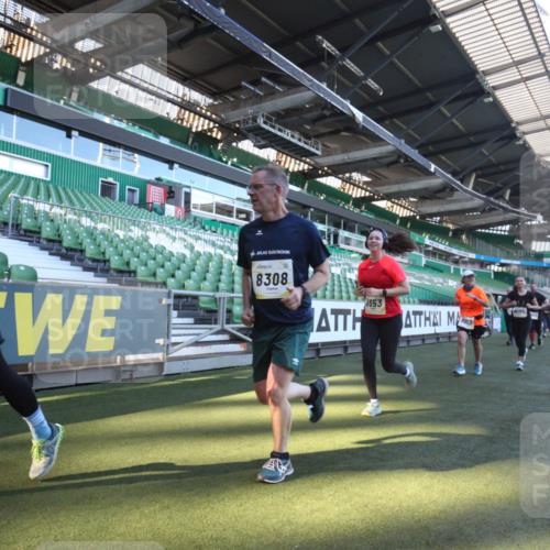 06.10.2024 - 19. swb-Marathon Bremen Yannick Fuchs http://msf.ph/oto/7363637 06.10.2024 10:33:34 Laufen im Stadion 7076, 7122, 7123, 7201, 7202, 7203, 7264, 7269, 7282, 7330, 7332, 7333, 7358, 7404, 7418, 7509, 7510, 7577, 7608, 7663, 7723, 7801, 7855, 7867, 7869, 7886, 7898, 7997, 8034, 8113, 8153, 8194, 8195, 8224, 8241, 8263, 8269, 8308, 8451, 8534, 8540, 8579, 8607, 8608, 8611, 8612, 8653, 8798, 8852, 8864, 8986, 9003, 9041, 9053, 9059, 9072, 9073, 9114, 9126 meine-sportfotos.de