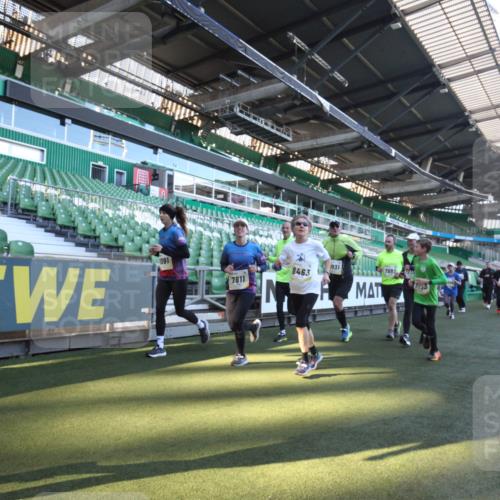 06.10.2024 - 19. swb-Marathon Bremen Yannick Fuchs http://msf.ph/oto/7363880 06.10.2024 10:34:06 Laufen im Stadion 7040, 7048, 7076, 7122, 7123, 7130, 7221, 7223, 7227, 7255, 7264, 7282, 7358, 7383, 7395, 7404, 7418, 7532, 7577, 7693, 7718, 7723, 7745, 7775, 7811, 7832, 7844, 7848, 7886, 7909, 7910, 7929, 7935, 7971, 7987, 8005, 8006, 8017, 8027, 8033, 8107, 8113, 8178, 8179, 8190, 8197, 8203, 8208, 8229, 8235, 8236, 8263, 8269, 8270, 8283, 8293, 8326, 8338, 8382, 8398, 8399, 8414, 8415, 8435, 8463, 8546, 8550, 8572, 8579, 8607, 8608, 8612, 8640, 8644, 8694, 8707, 8736 meine-sportfotos.de