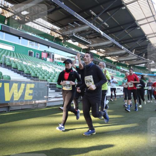 06.10.2024 - 19. swb-Marathon Bremen Yannick Fuchs http://msf.ph/oto/7363922 06.10.2024 10:34:11 Laufen im Stadion 7040, 7048, 7122, 7130, 7221, 7223, 7227, 7242, 7255, 7262, 7264, 7352, 7358, 7377, 7383, 7395, 7404, 7418, 7446, 7507, 7532, 7693, 7718, 7722, 7723, 7745, 7775, 7811, 7832, 7844, 7848, 7886, 7909, 7910, 7929, 7935, 7971, 7987, 8005, 8006, 8017, 8027, 8033, 8107, 8113, 8115, 8178, 8179, 8190, 8197, 8203, 8208, 8229, 8235, 8236, 8270, 8283, 8293, 8326, 8338, 8382, 8398, 8399, 8414, 8415, 8435, 8463, 8546, 8550, 8572, 8579, 8607, 8608, 8612, 8640, 8644, 8670, 8694, 8707, 8736 meine-sportfotos.de