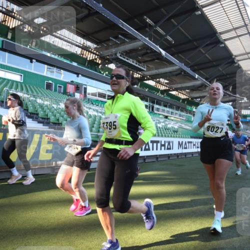 06.10.2024 - 19. swb-Marathon Bremen Yannick Fuchs http://msf.ph/oto/7364079 06.10.2024 10:34:25 Laufen im Stadion 7040, 7048, 7130, 7156, 7221, 7223, 7242, 7255, 7262, 7307, 7352, 7377, 7383, 7395, 7413, 7436, 7446, 7502, 7507, 7532, 7693, 7718, 7722, 7745, 7775, 7844, 7848, 7909, 7910, 7918, 7929, 7935, 7971, 7980, 7987, 8005, 8006, 8017, 8027, 8033, 8085, 8107, 8115, 8122, 8166, 8197, 8203, 8208, 8229, 8235, 8236, 8270, 8283, 8293, 8338, 8363, 8382, 8398, 8414, 8415, 8435, 8541, 8542, 8546, 8550, 8572, 8644, 8670, 8678, 8694, 8707, 8736, 8839, 9015 meine-sportfotos.de