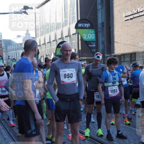 06.10.2024 - 19. swb-Marathon Bremen Luisa Fischer http://msf.ph/oto/7364140 06.10.2024 09:26:09 Allgemein zum Event 50, 152, 605, 3, 00, 3, 990, 15, 1103, 02 meine-sportfotos.de
