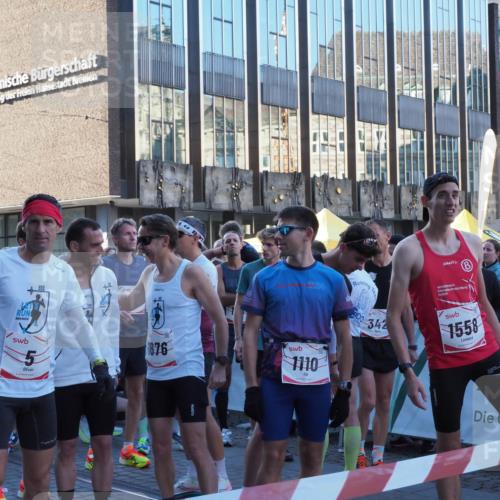 06.10.2024 - 19. swb-Marathon Bremen Luisa Fischer http://msf.ph/oto/7364233 06.10.2024 09:26:52 Allgemein zum Event 2, 72, 1502, 1676, 2024, 342, 1558, 1110 meine-sportfotos.de