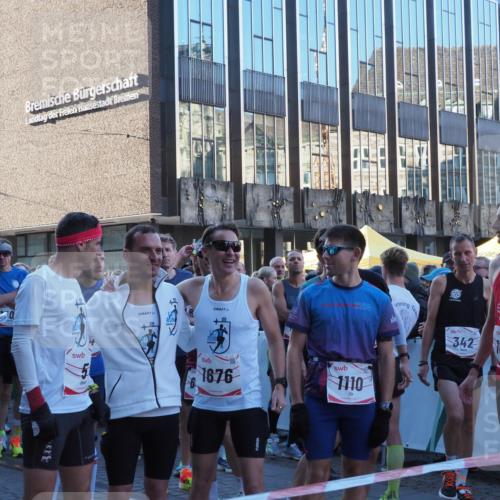 06.10.2024 - 19. swb-Marathon Bremen Luisa Fischer http://msf.ph/oto/7364252 06.10.2024 09:26:54 Allgemein zum Event 21, 2, 2024, 1676, 1110, 342, 1558 meine-sportfotos.de