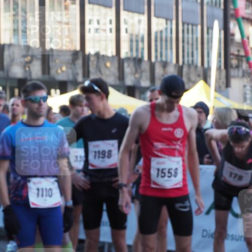 06.10.2024 - 19. swb-Marathon Bremen Luisa Fischer http://msf.ph/oto/7364345 06.10.2024 09:27:41 Allgemein zum Event 7110, 1198, 1558, 178 meine-sportfotos.de