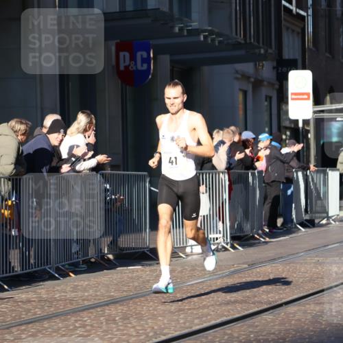 06.10.2024 - 19. swb-Marathon Bremen Strokosch-Dieckow http://msf.ph/oto/7364359 06.10.2024 10:26:29 Laufen 41, 8350, 8395, 8396 meine-sportfotos.de