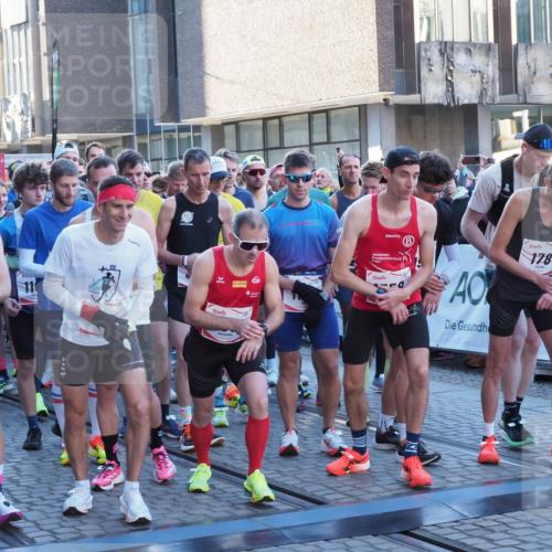 06.10.2024 - 19. swb-Marathon Bremen Luisa Fischer http://msf.ph/oto/7364484 06.10.2024 09:30:00 Allgemein zum Event 3, 15, 161, 2443, 2124, 178 meine-sportfotos.de