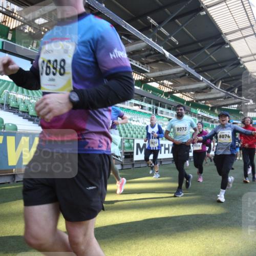 06.10.2024 - 19. swb-Marathon Bremen Yannick Fuchs http://msf.ph/oto/7364839 06.10.2024 10:35:20 Laufen im Stadion 7034, 7035, 7042, 7138, 7155, 7162, 7204, 7226, 7251, 7258, 7266, 7295, 7321, 7335, 7341, 7353, 7428, 7468, 7478, 7479, 7490, 7644, 7690, 7699, 7772, 7773, 7829, 7830, 7863, 7864, 7899, 7900, 7902, 7904, 7923, 7932, 7955, 7967, 8073, 8074, 8088, 8121, 8144, 8183, 8191, 8225, 8366, 8370, 8378, 8409, 8410, 8421, 8429, 8449, 8450, 8506, 8509, 8588, 8589, 8595, 8698, 8760, 8799, 8952, 9029 meine-sportfotos.de