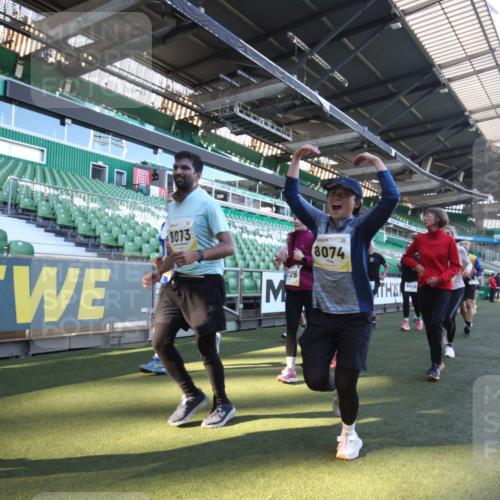 06.10.2024 - 19. swb-Marathon Bremen Yannick Fuchs http://msf.ph/oto/7364860 06.10.2024 10:35:21 Laufen im Stadion 7034, 7035, 7042, 7138, 7155, 7162, 7226, 7251, 7258, 7266, 7295, 7321, 7335, 7341, 7353, 7428, 7468, 7478, 7479, 7490, 7644, 7690, 7699, 7829, 7830, 7863, 7864, 7899, 7900, 7902, 7904, 7923, 7932, 7955, 7967, 8073, 8074, 8088, 8121, 8144, 8183, 8191, 8225, 8366, 8370, 8378, 8409, 8410, 8421, 8429, 8449, 8450, 8506, 8509, 8588, 8589, 8595, 8698, 8760, 8799, 8952, 9029 meine-sportfotos.de