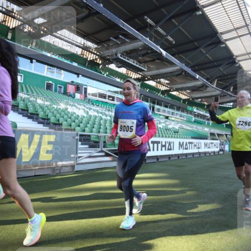 06.10.2024 - 19. swb-Marathon Bremen Yannick Fuchs http://msf.ph/oto/7364944 06.10.2024 10:35:27 Laufen im Stadion 7034, 7035, 7042, 7138, 7155, 7162, 7226, 7251, 7258, 7266, 7295, 7321, 7341, 7353, 7391, 7393, 7428, 7468, 7478, 7479, 7490, 7514, 7515, 7829, 7830, 7863, 7899, 7900, 7902, 7904, 7923, 7932, 7955, 7967, 8073, 8074, 8121, 8131, 8144, 8183, 8191, 8225, 8273, 8370, 8378, 8409, 8410, 8421, 8425, 8449, 8450, 8506, 8588, 8589, 8595, 8698, 8760, 8799, 8818, 8837, 8952, 8957, 9029, 9666 meine-sportfotos.de