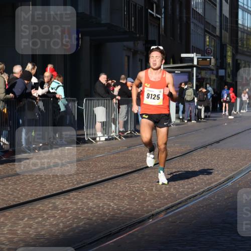 06.10.2024 - 19. swb-Marathon Bremen Strokosch-Dieckow http://msf.ph/oto/7364994 06.10.2024 10:28:23 Laufen 9125 meine-sportfotos.de