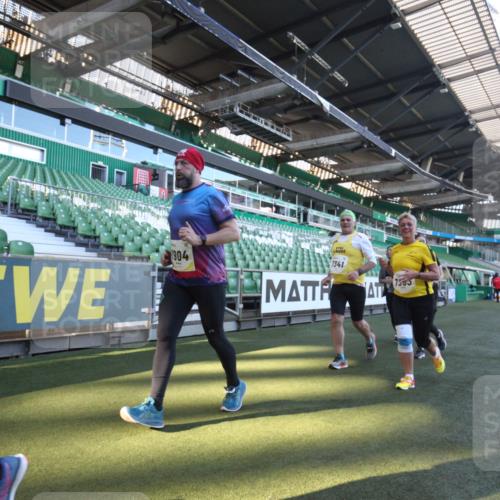 06.10.2024 - 19. swb-Marathon Bremen Yannick Fuchs http://msf.ph/oto/7365016 06.10.2024 10:35:44 Laufen im Stadion 7018, 7020, 7167, 7182, 7341, 7353, 7391, 7393, 7428, 7460, 7462, 7514, 7515, 7522, 7609, 7610, 7639, 7686, 7694, 7724, 7829, 7830, 7878, 7904, 7923, 7937, 7945, 7967, 7969, 7977, 8096, 8121, 8131, 8191, 8212, 8265, 8273, 8367, 8421, 8425, 8483, 8562, 8582, 8595, 8638, 8668, 8675, 8685, 8704, 8787, 8818, 8837, 8920, 8940, 8941, 8952, 8957, 9017, 9029, 9128, 9666 meine-sportfotos.de