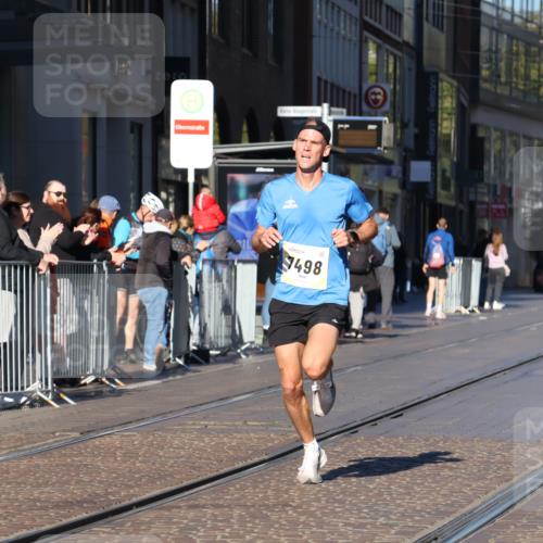 06.10.2024 - 19. swb-Marathon Bremen Strokosch-Dieckow http://msf.ph/oto/7365099 06.10.2024 10:29:04 Laufen 44, 51, 7498, 8559 meine-sportfotos.de