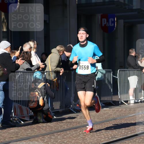 06.10.2024 - 19. swb-Marathon Bremen Strokosch-Dieckow http://msf.ph/oto/7365238 06.10.2024 10:29:20 Laufen 44, 51, 8559 meine-sportfotos.de