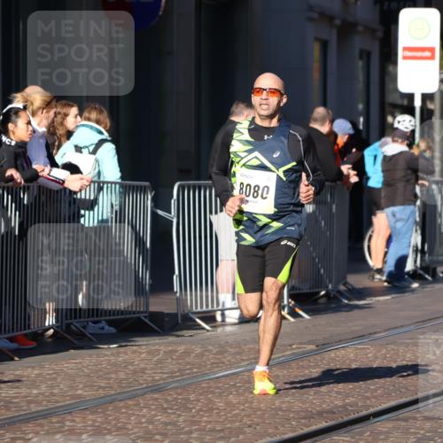06.10.2024 - 19. swb-Marathon Bremen Strokosch-Dieckow http://msf.ph/oto/7365581 06.10.2024 10:30:08 Laufen 8080, 8560, 8600 meine-sportfotos.de