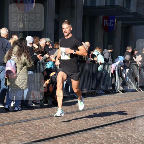 06.10.2024 - 19. swb-Marathon Bremen Strokosch-Dieckow http://msf.ph/oto/7366507 06.10.2024 10:32:00 Laufen 7247, 8300, 8371, 8753, 8780, 9063 meine-sportfotos.de