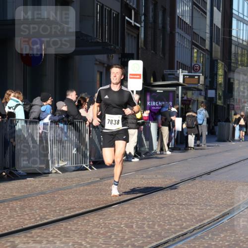 06.10.2024 - 19. swb-Marathon Bremen Strokosch-Dieckow http://msf.ph/oto/7367210 06.10.2024 10:33:19 Laufen 7838, 8139, 8423, 8543, 8664, 8735, 8938 meine-sportfotos.de