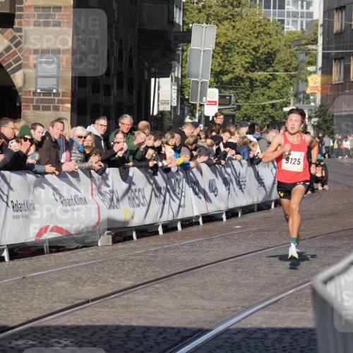 06.10.2024 - 19. swb-Marathon Bremen Luisa Fischer http://msf.ph/oto/7367396 06.10.2024 10:28:31 Ziel 9125 meine-sportfotos.de