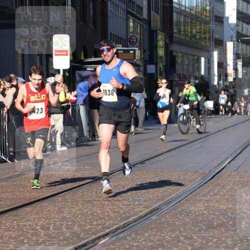 06.10.2024 - 19. swb-Marathon Bremen Strokosch-Dieckow http://msf.ph/oto/7367638 06.10.2024 10:33:52 Laufen 7190, 8423, 8531, 8655, 8750, 8938 meine-sportfotos.de