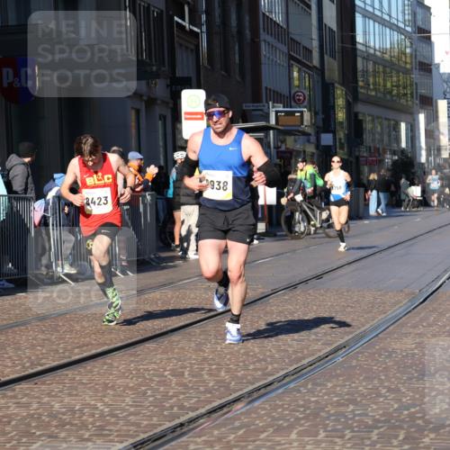 06.10.2024 - 19. swb-Marathon Bremen Strokosch-Dieckow http://msf.ph/oto/7367660 06.10.2024 10:33:53 Laufen 7190, 8423, 8531, 8655, 8750, 8938 meine-sportfotos.de