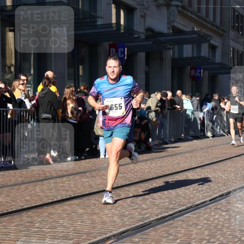 06.10.2024 - 19. swb-Marathon Bremen Strokosch-Dieckow http://msf.ph/oto/7368098 06.10.2024 10:34:26 Laufen 8442, 8531, 8655, 8681, 8791 meine-sportfotos.de