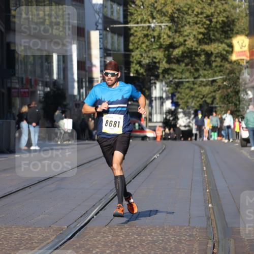 06.10.2024 - 19. swb-Marathon Bremen Strokosch-Dieckow http://msf.ph/oto/7368247 06.10.2024 10:34:36 Laufen 8442, 8577, 8681, 8791, 8983 meine-sportfotos.de