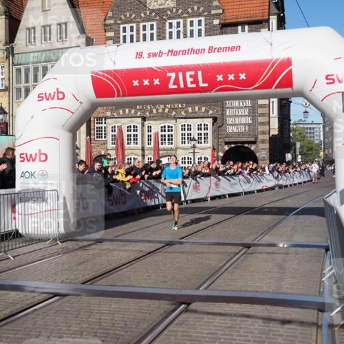 06.10.2024 - 19. swb-Marathon Bremen Luisa Fischer http://msf.ph/oto/7368760 06.10.2024 10:30:50 Ziel 8560 meine-sportfotos.de